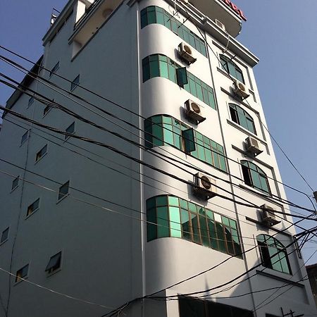 Hotel Tokyo 1 Vinh Esterno foto